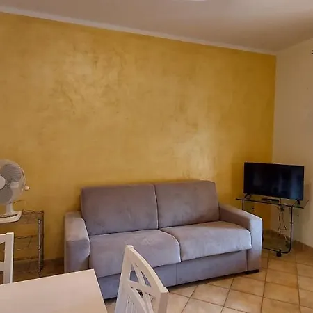 Casa Serafini Апартаменты Кастельсардо